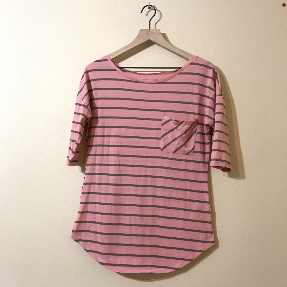 ⚡️3/$20⚡️ Decree Pink and Gray Stripe Shirt
